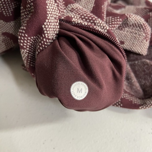 Lululemon Shirt men's Medium Surge Warm Half 1/2 Zip Pullover Jacquard Red Camo - Picture 8 of 14